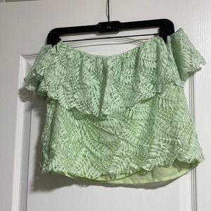 Guess cropped off the shoulder top